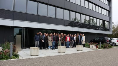 Bürogebäude Eichenseher Ingenieure GmbH, hier vor der PV-Fassade