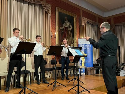 Die Städtische Musikschule lädt zu einem besonderen Blechbläser-Konzert.